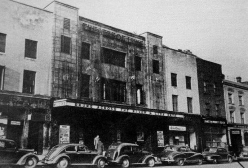 Theatre de Luxe, Dublin