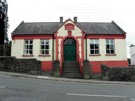 While there is little information on this venue, it was in opened in autumn 1913, offering three nights of films. The projectionist and likely manager was James Kerr, a local pharmacist who had been selling projection equipment since at least 1911.