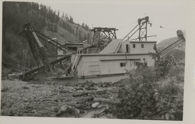 Unidentified dredge.