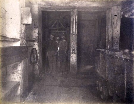 High ore 400 ft. level Housing Station